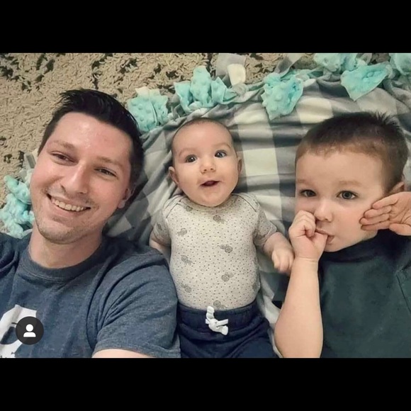 Meet your Posher, Julianna - Picture 3 of 8